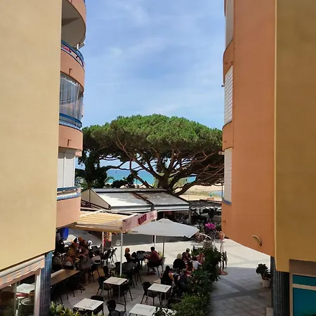 公寓 Shoping Center